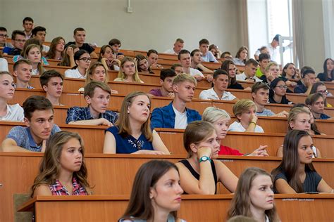 Какие вузы принимают лиц с судимостью: перечень вузов