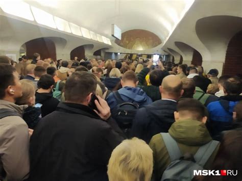 Переход с Боровицкой на Арбатскую