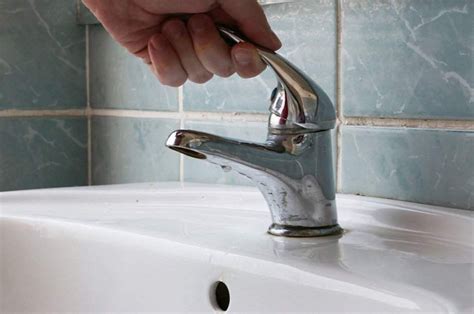 Преимущества и недостатки отключения насосной станции от сети